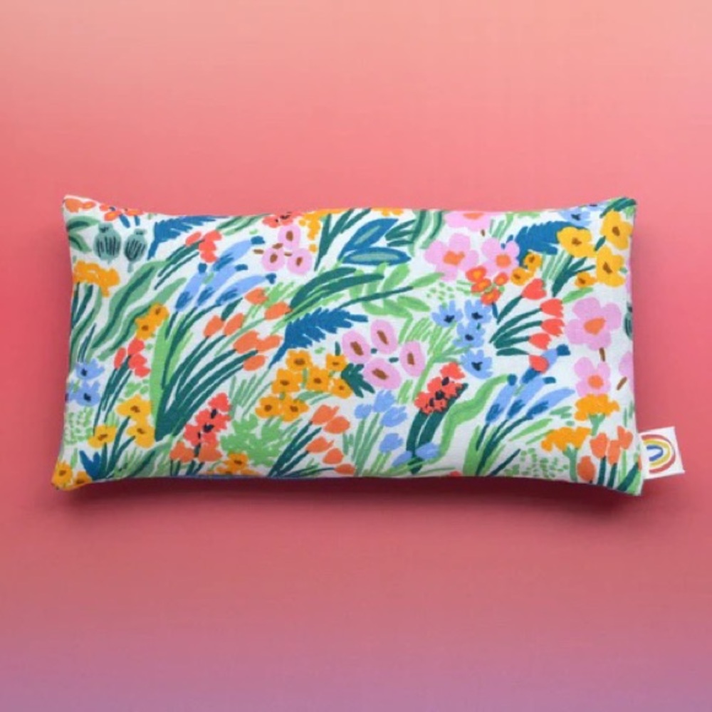 Lavender Weighted Eye Pillow in Spring Breeze Floral Canvas Rifle Paper Co NWT